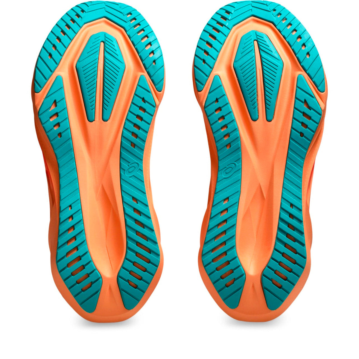 Chaussures de running ASICS Novablast 5 pour femmes