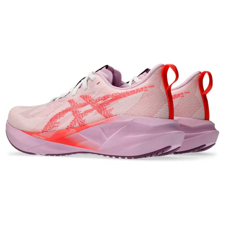Chaussures de running ASICS Novablast 5 pour femmes