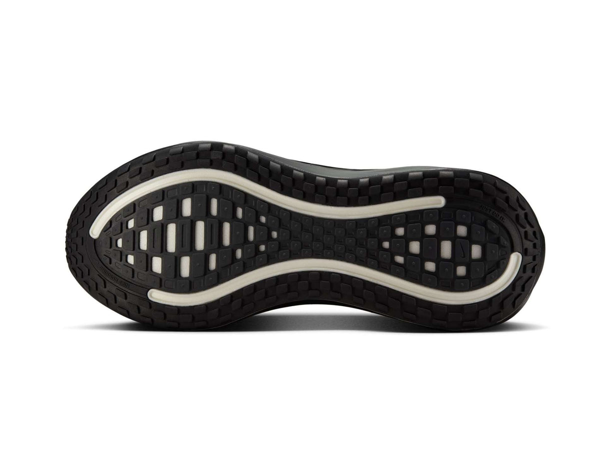 Chaussures de course pour hommes Nike Vomero Plus